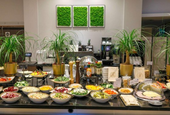 hotel **** - Mercure Warszawa Grand - Usługi - zdjęcie 2