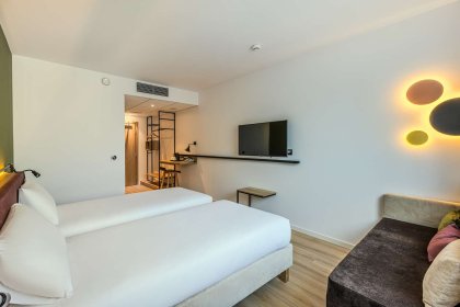 hotel *** - Hotel Campanile Warszawa Północ - zdjęcie 8