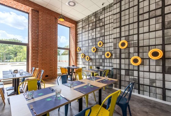 hotel *** - Hotel Campanile Warszawa Północ - Usługi - zdjęcie 3