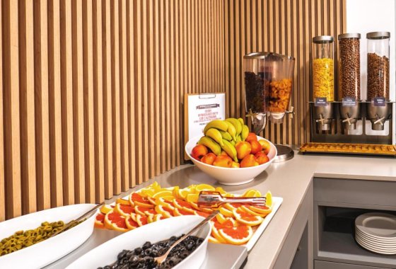 hotel *** - Hampton by Hilton Świnoujście - Usługi - zdjęcie 5