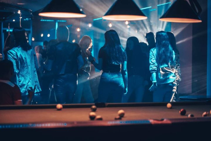 Bowl Pub Music & Bar