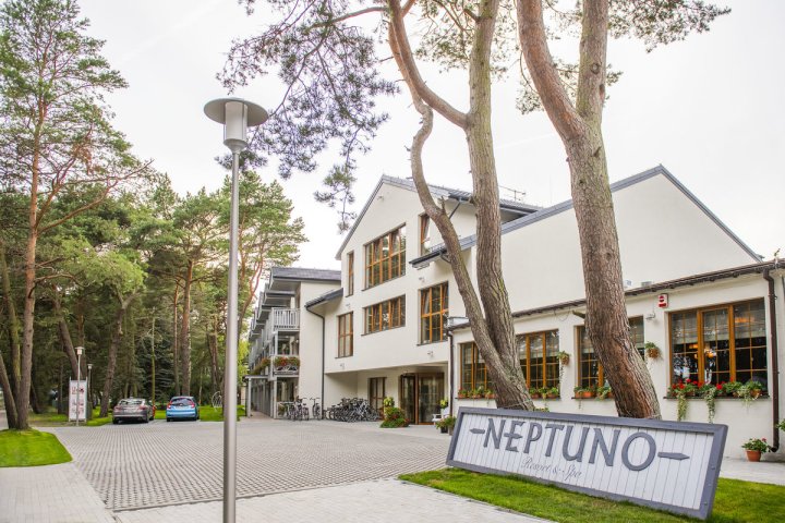 NEPTUNO Resort & Spa