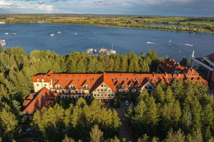 hotel **** - Hotel Robert’s Port **** Lake Resort & SPA - zdjęcie 1