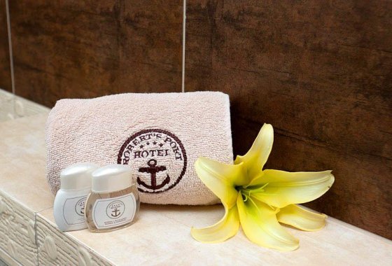 hotel **** - Hotel Robert’s Port **** Lake Resort & SPA - Pokoje - zdjęcie 4