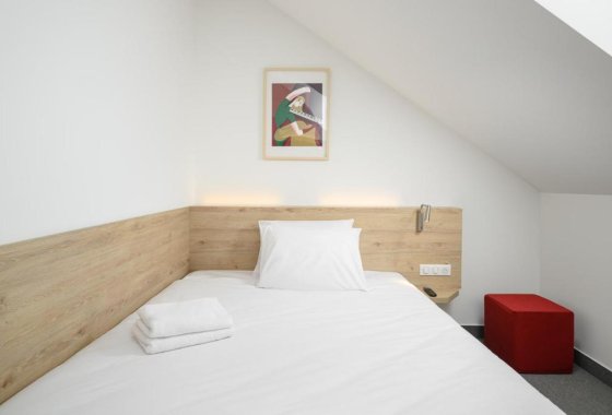 hotel - B&B Hotel Kalisz Centrum - Pokoje - zdjęcie 8