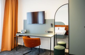 hotel *** - B&B Hotel Leszno - zdjęcie 1
