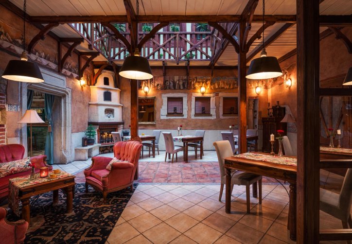 ------Hotel Zameczek