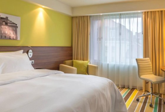 hotel *** - Hampton by Hilton Warsaw City Centre - Pokoje - zdjęcie 3