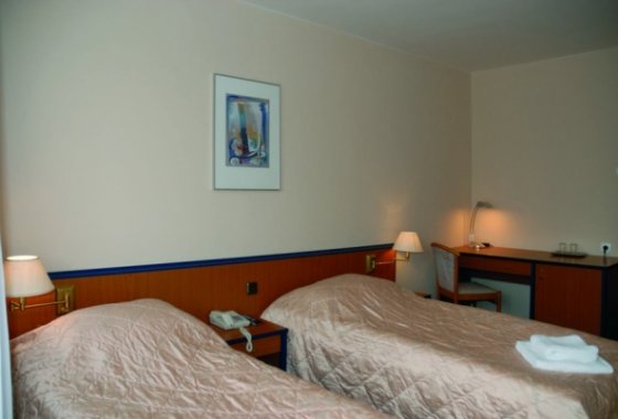 hotel *** - Hotel Perła *** - Pokoje - zdjęcie 1