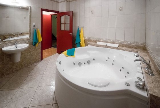 hotel *** - Hotel Bartis - Pokoje - zdjęcie 1