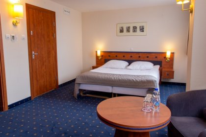 hotel *** - Qubus Hotel Legnica - zdjęcie 8