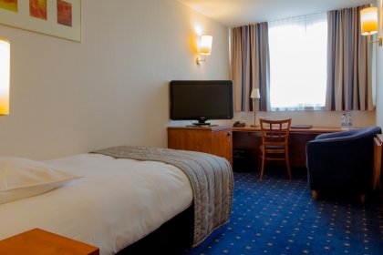 hotel *** - Qubus Hotel Legnica - zdjęcie 7