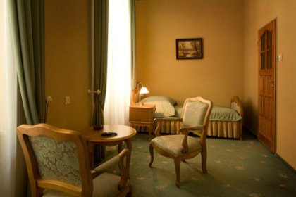 hotel - Hotel Savoy - zdjęcie 1