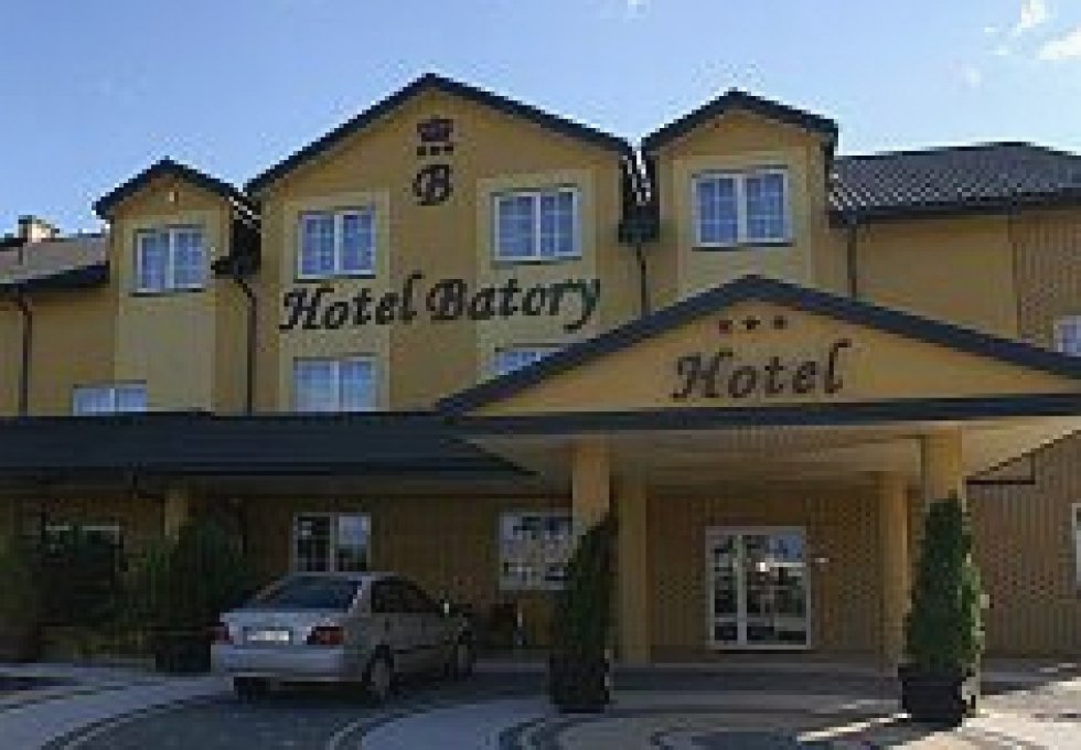 hotel *** - Hotel Batory