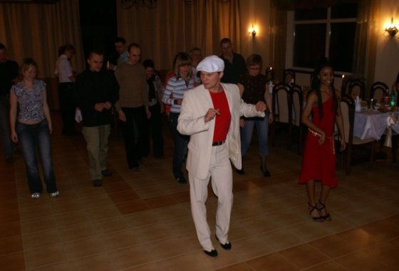 hotel *** - Hotel Batory - Usługi - zdjęcie 1