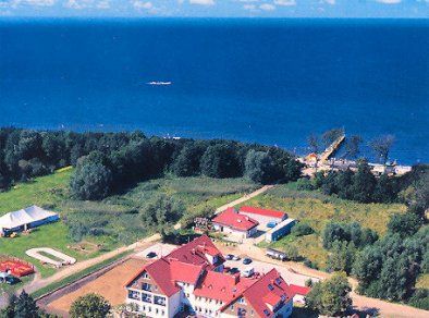 Ośrodek szkoleniowo - Wypoczynkowy Exploris w Ustroniu Morskim