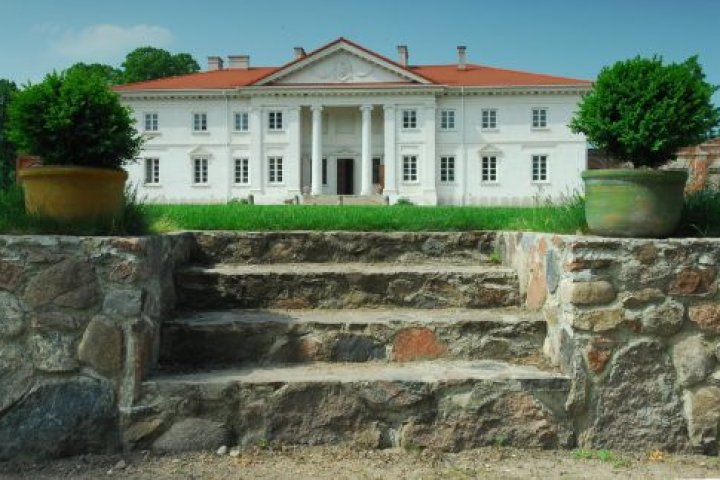 Pałac w Korczewie