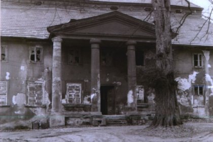 dworek - Dwór Zieleniewskich - zdjęcie 2