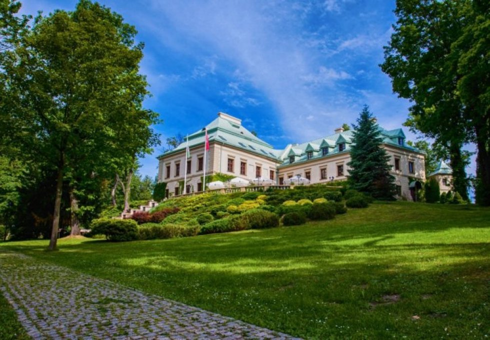 hotel ***** - Manor House SPA**** - Pałac Odrowążów*****