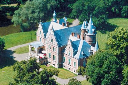 pałac - Pałac w Kobylnikach - zdjęcie 1