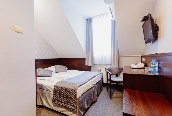 hotel *** - Hotel Fero Express - Pokoje - zdjęcie 13