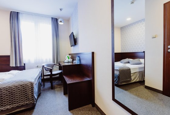 hotel *** - Hotel Fero Express - Pokoje - zdjęcie 11