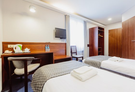 hotel *** - Hotel Fero Express - Pokoje - zdjęcie 6