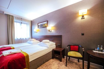 hotel **** - Hotel Kryształ - zdjęcie 11