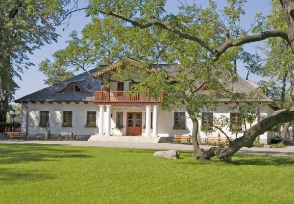 dworek - Dwór Kruszów