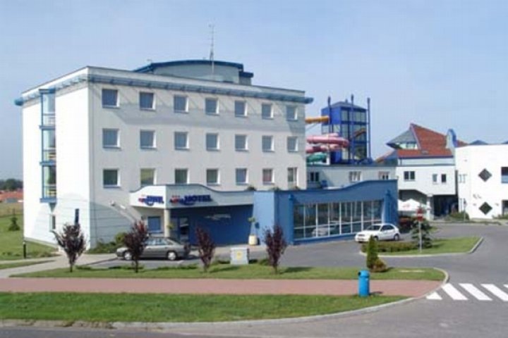 Aqua Hotel S.A.