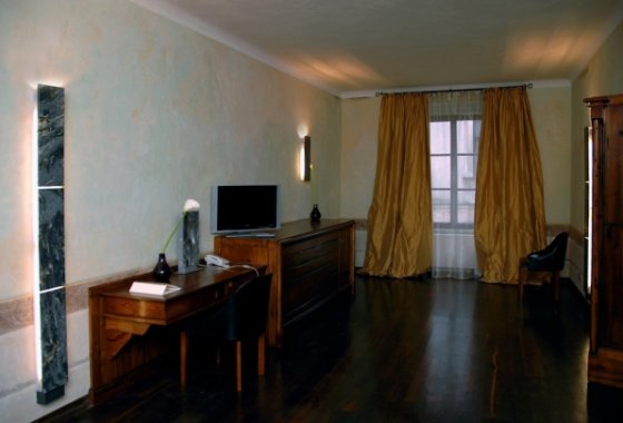 hotel ***** - Hotel Stary - Pokoje - zdjęcie 1