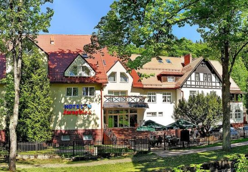 hotel *** - Hotel Jarzębina