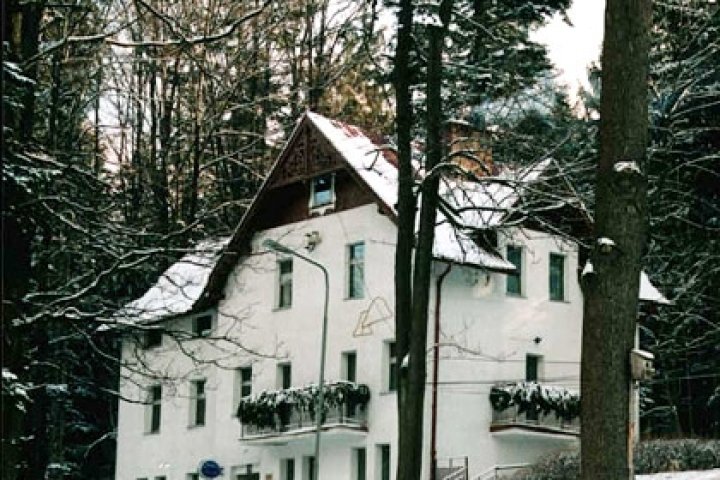 Hotel Mir-Jan
