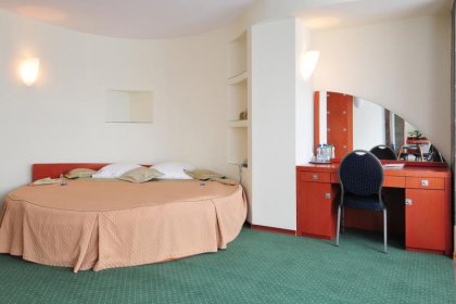 hotel *** - Hotel Wodnik - zdjęcie 8