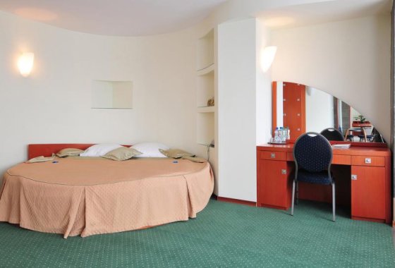 hotel *** - Hotel Wodnik - Pokoje - zdjęcie 5