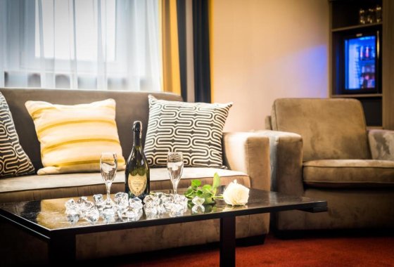 hotel **** - Hotel FILMAR - Pokoje - zdjęcie 9