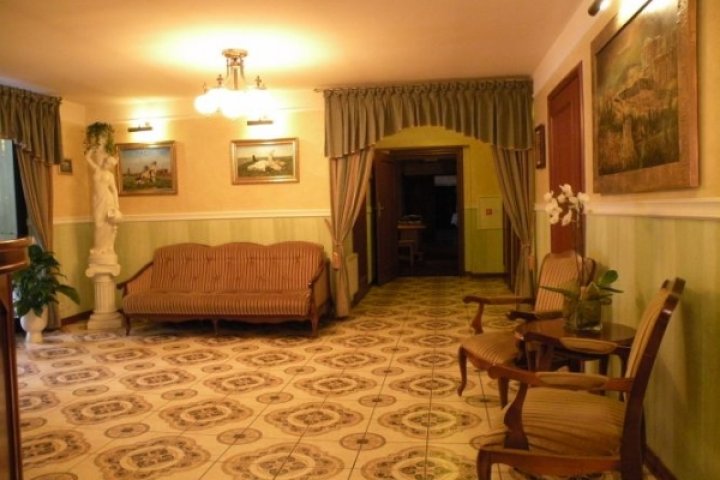 Hotel AKROPOL***