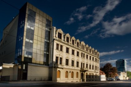obiekt konferencyjny - Instytut Europejski w Łodzi - Centrum Dydaktyczno-Konferencyjne im. Alcide de Gasperi - zdjęcie 1