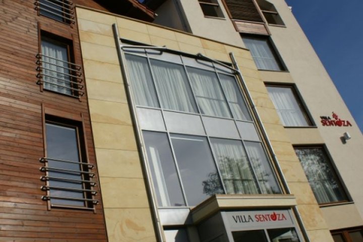Villa Sentoza 