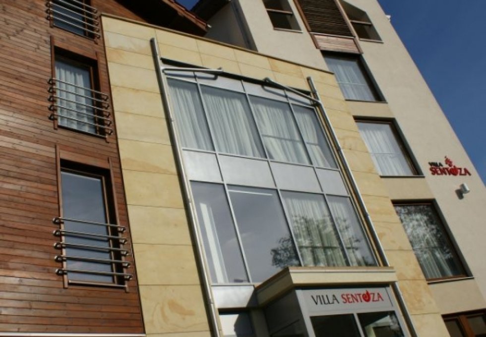 hotel *** - Villa Sentoza