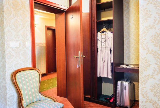 hotel *** - Hotel AMAX - Pokoje - zdjęcie 4