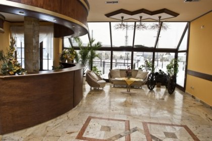hotel *** - Hotel Skalny Dworek - zdjęcie 2