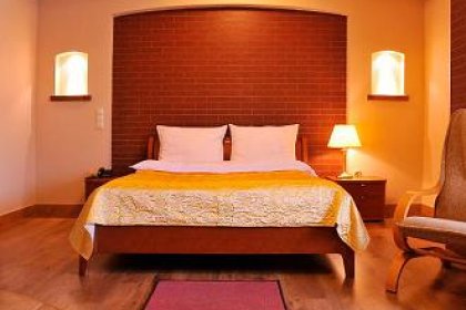 hotel *** - Dwór Lwowski - zdjęcie 3