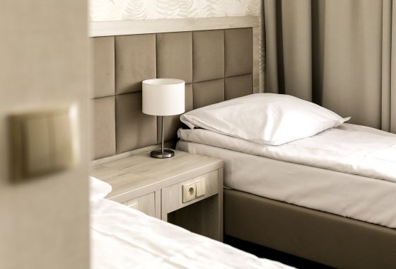 hotel *** - Almarco Hotel & Restaurant - Pokoje - zdjęcie 2