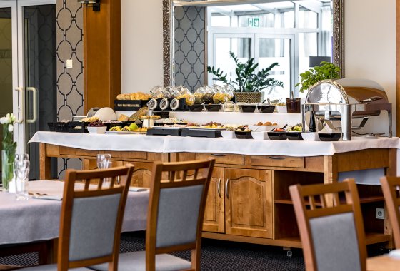 hotel *** - Almarco Hotel & Restaurant - Usługi - zdjęcie 2