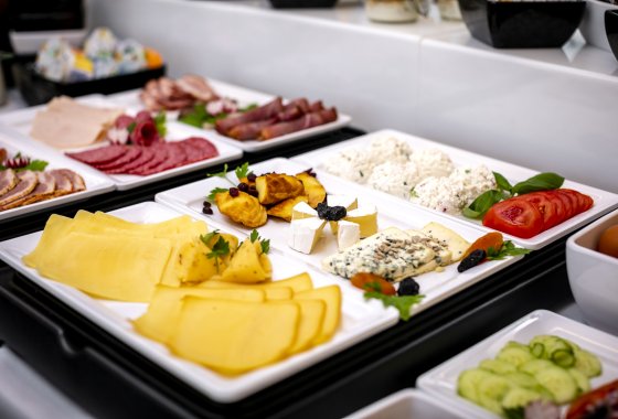 hotel *** - Almarco Hotel & Restaurant - Usługi - zdjęcie 7