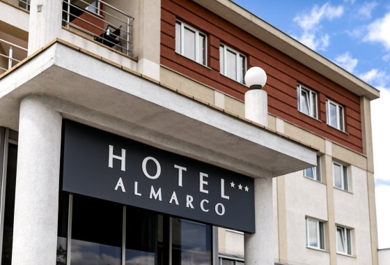 hotel *** - Almarco Hotel & Restaurant - Usługi - zdjęcie 21