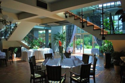 hotel **** - Villa Otwock - zdjęcie 3