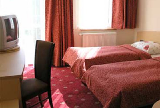 hotel *** - Hotel nad Mrogą - Pokoje - zdjęcie 1