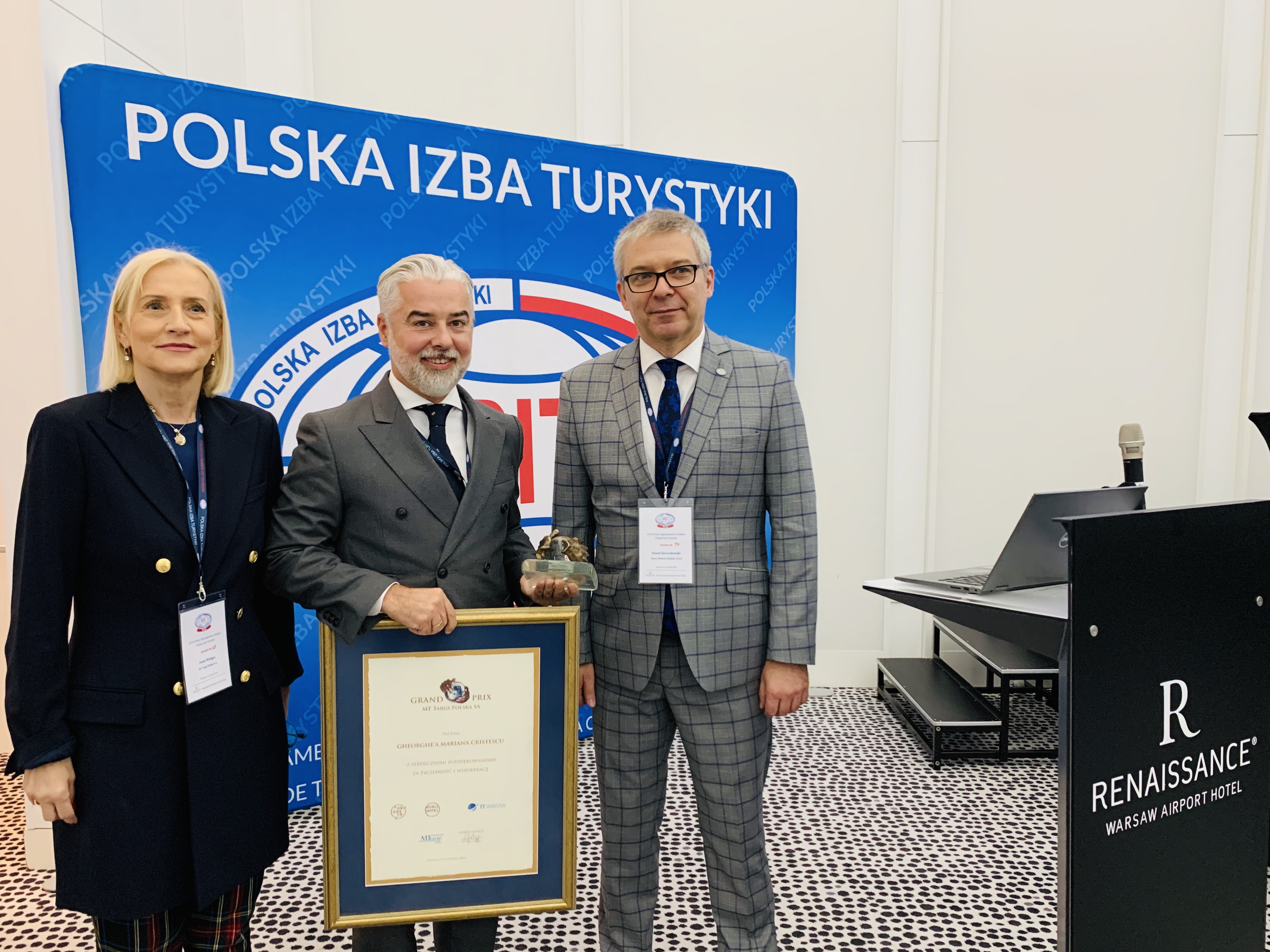 Prezes Zarz du GK Polskiego Holdingu Hotelowego Wyr niony Dwiema Nagrodami Na Jednym Spotkaniu 